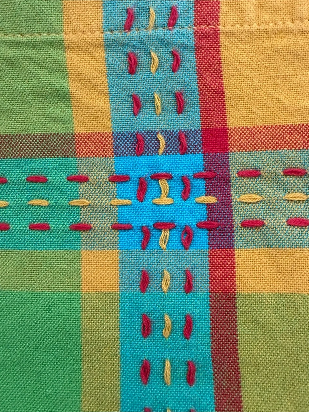 8 vintage Pier 1 napkins